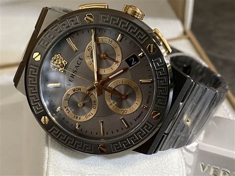 Versace Herrenuhr (2023) Preisvergleich .